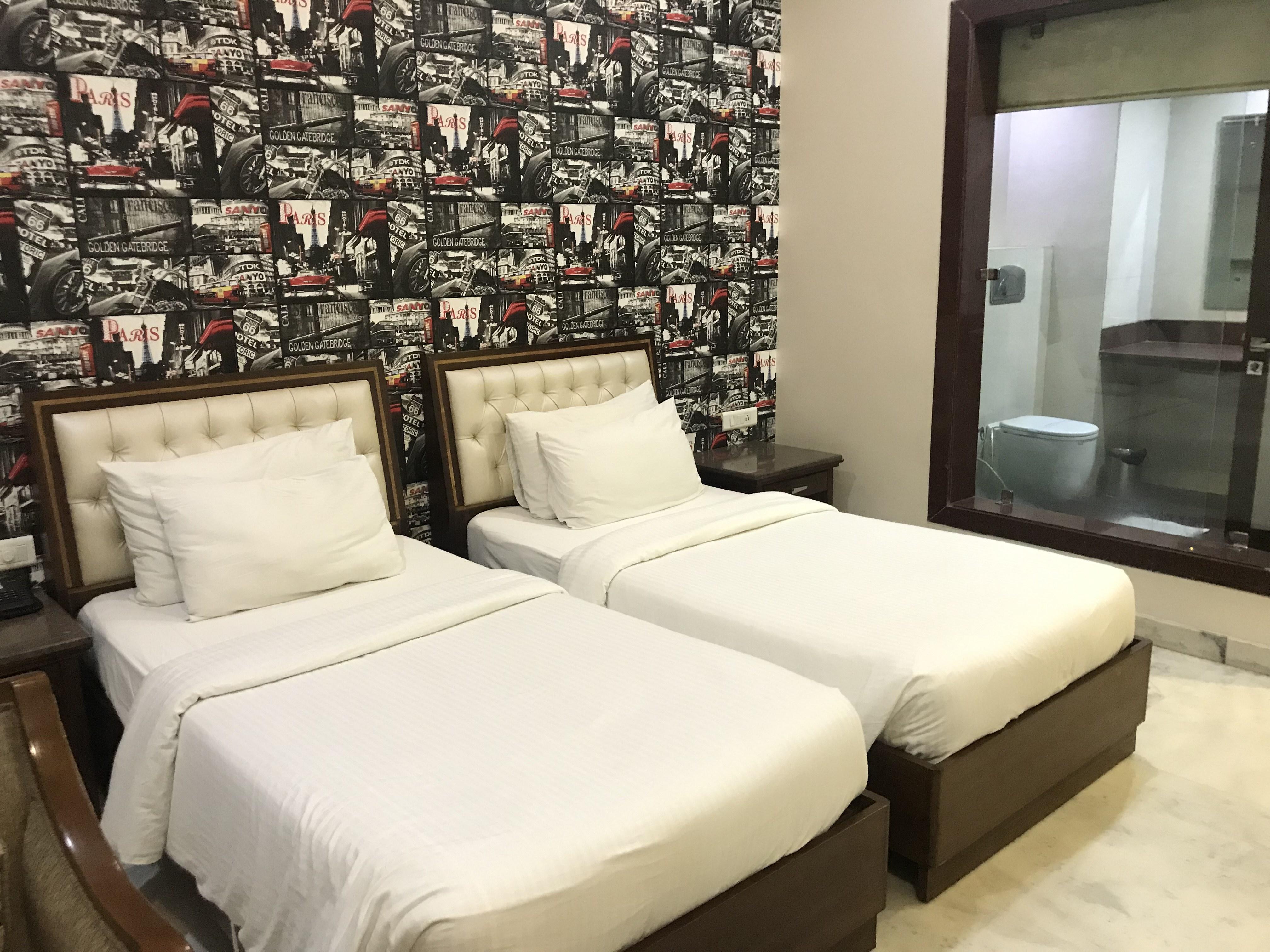 Hotel Leela Grande Карнал Экстерьер фото