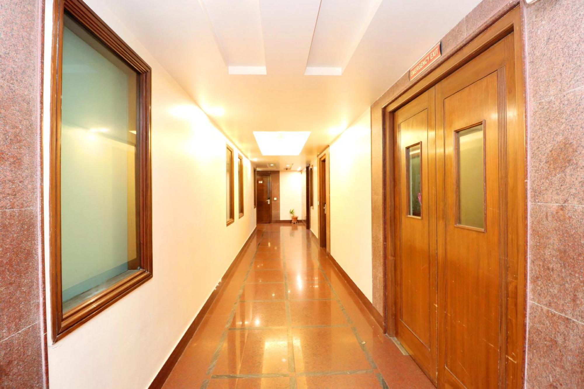 Hotel Leela Grande Карнал Экстерьер фото