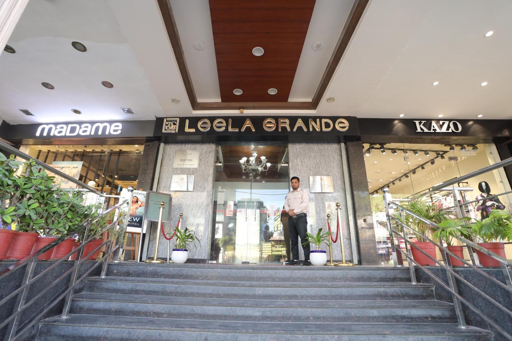 Hotel Leela Grande Карнал Экстерьер фото